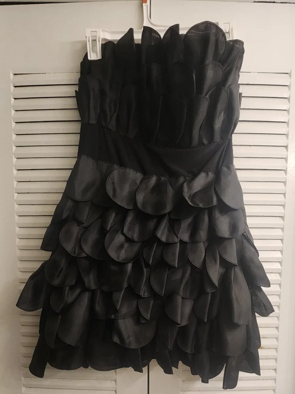 Cute black mini dress - Picture 1 of 6